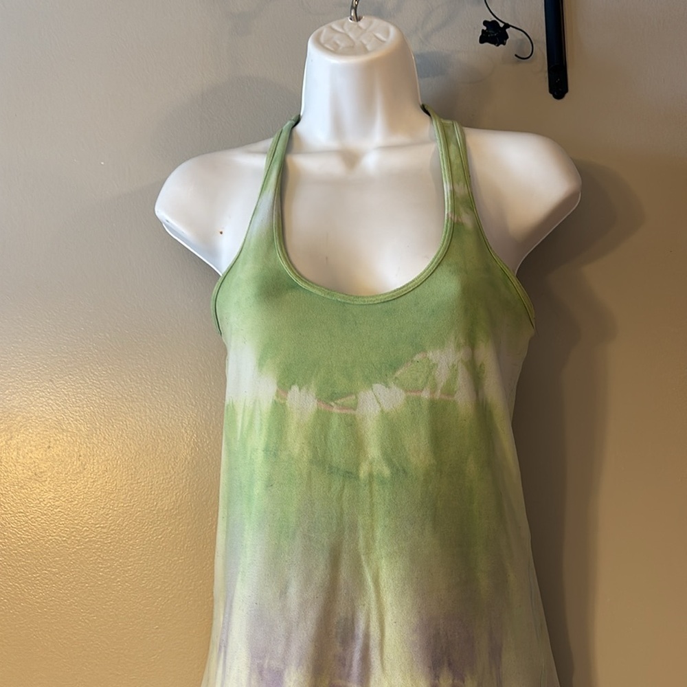 Lululemon RACERBACK tank top - Picture 3 of 3